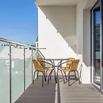 Sunset Resort, Sun & Snow